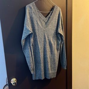 Thyme & Honey v-neck sweater